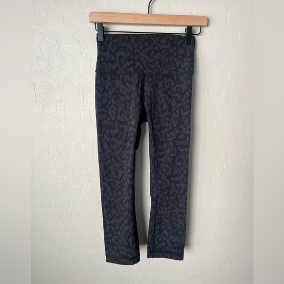 Lululemon Wunder Under Crop leggings Camo Luxtreme 4 - Picture 5 of 9